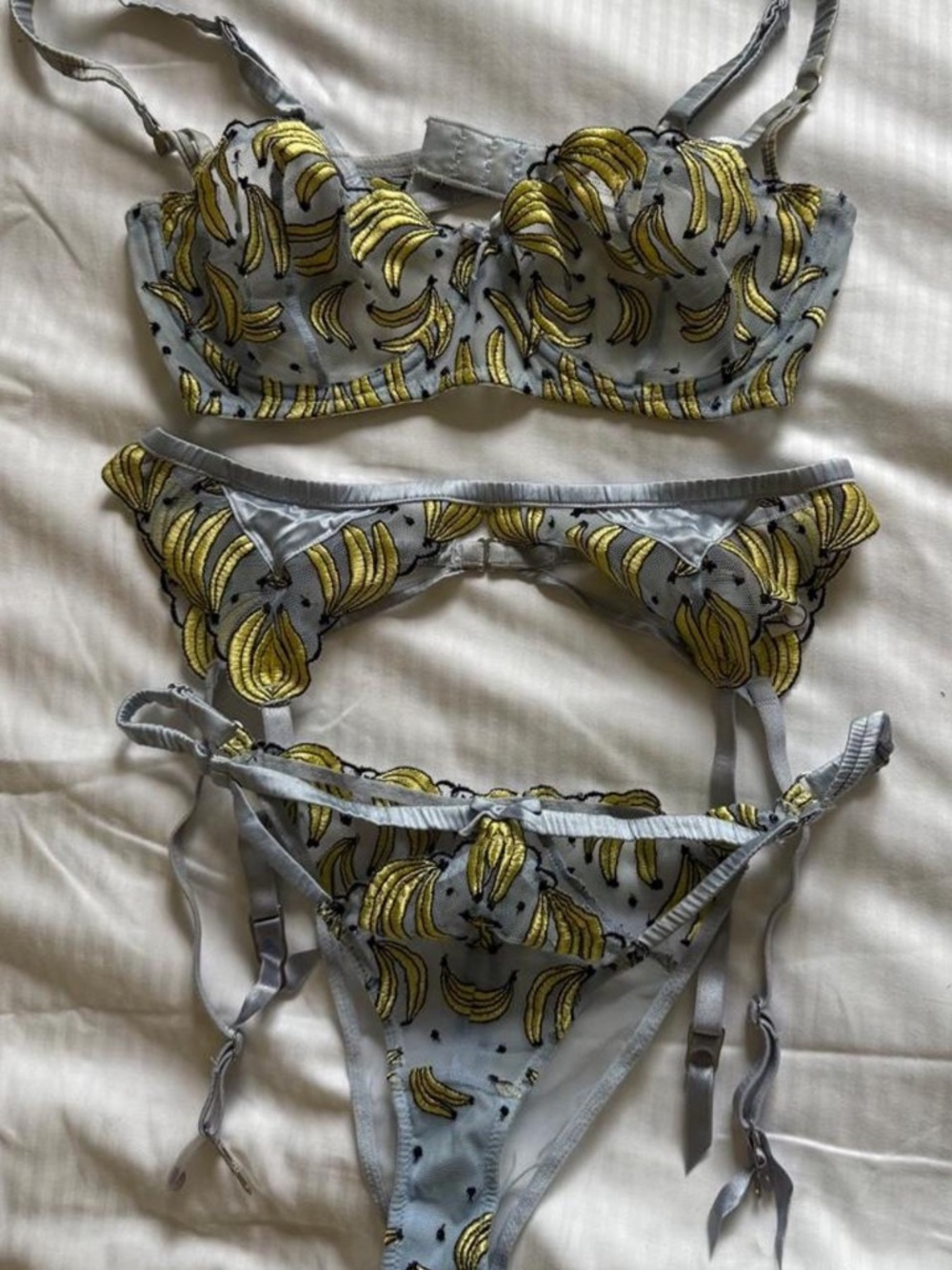 Fleur du Mal Banana Embroidery Balconette Bra — Size 34C